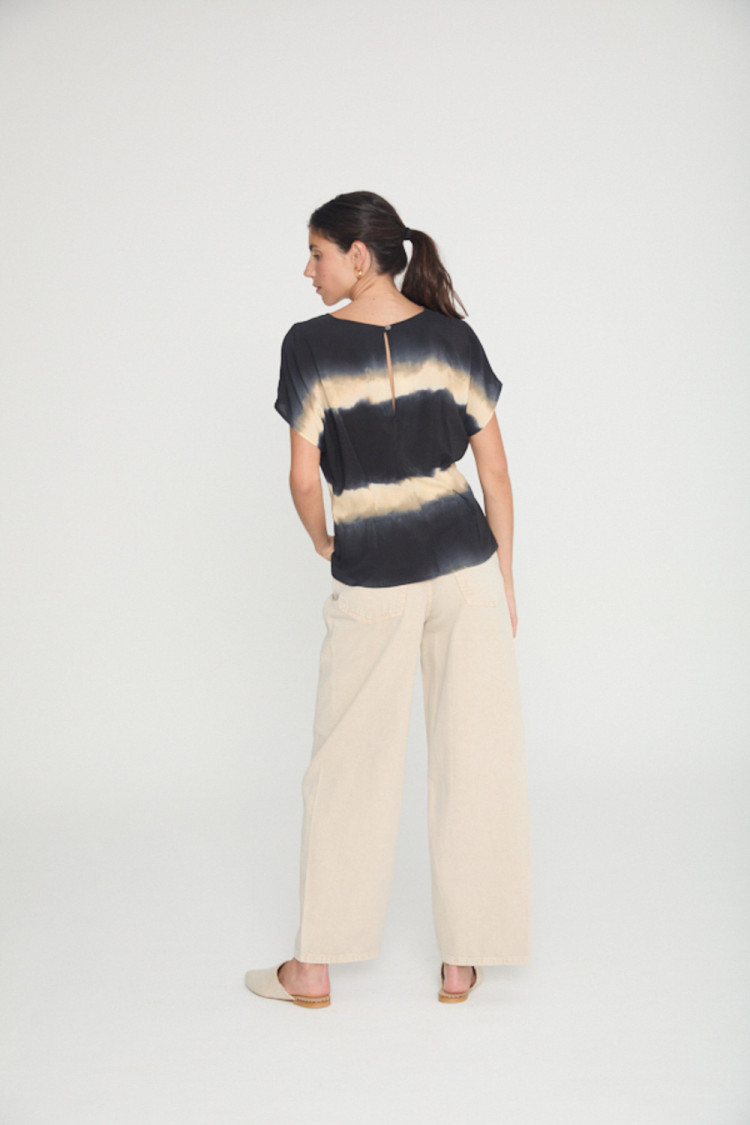 TOP DE MANGA CORTA 2