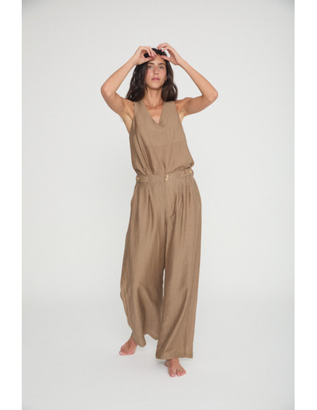 PANTALÓN CON CINTURA ALTA