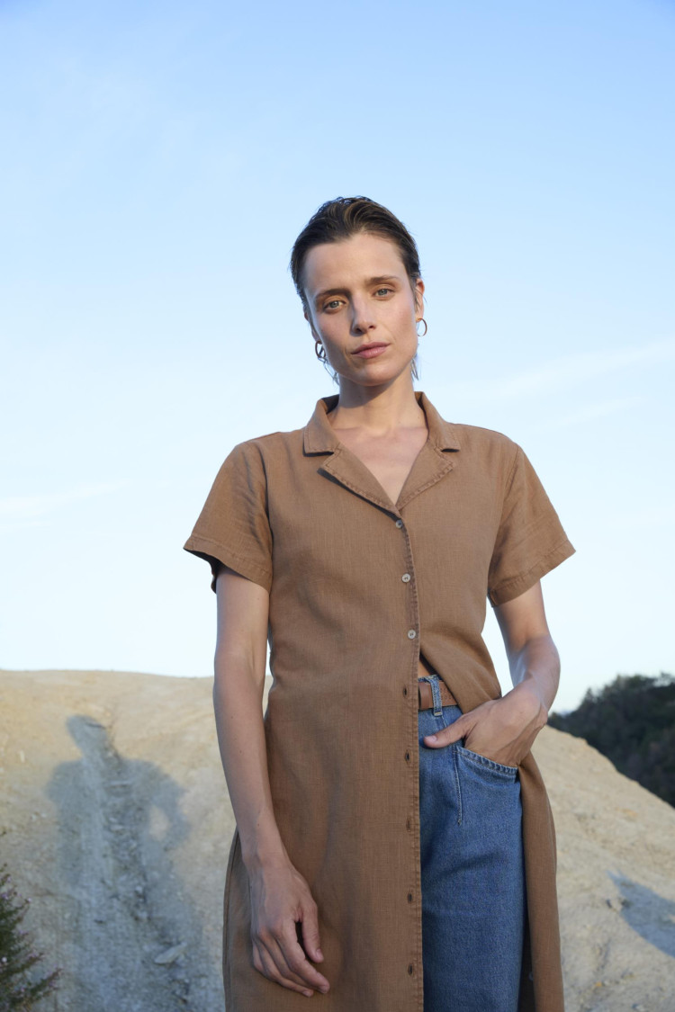 VESTIDO LARGO ABOTONADO 2