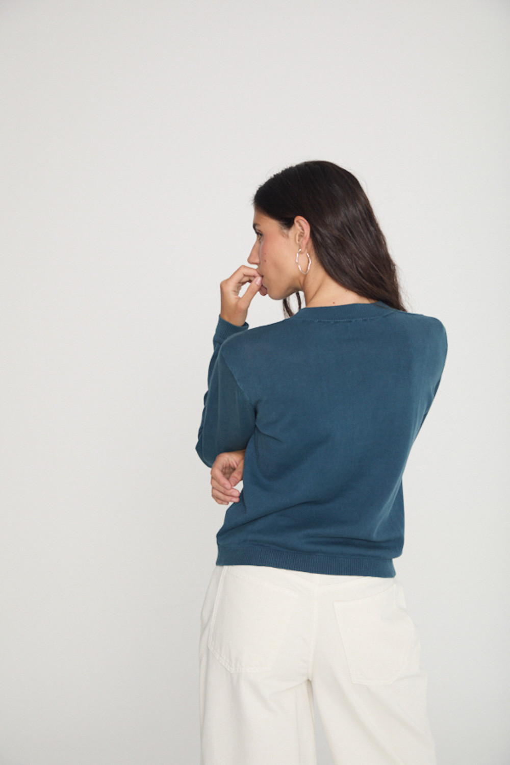 JERSEY CON ESCOTE REDONDO