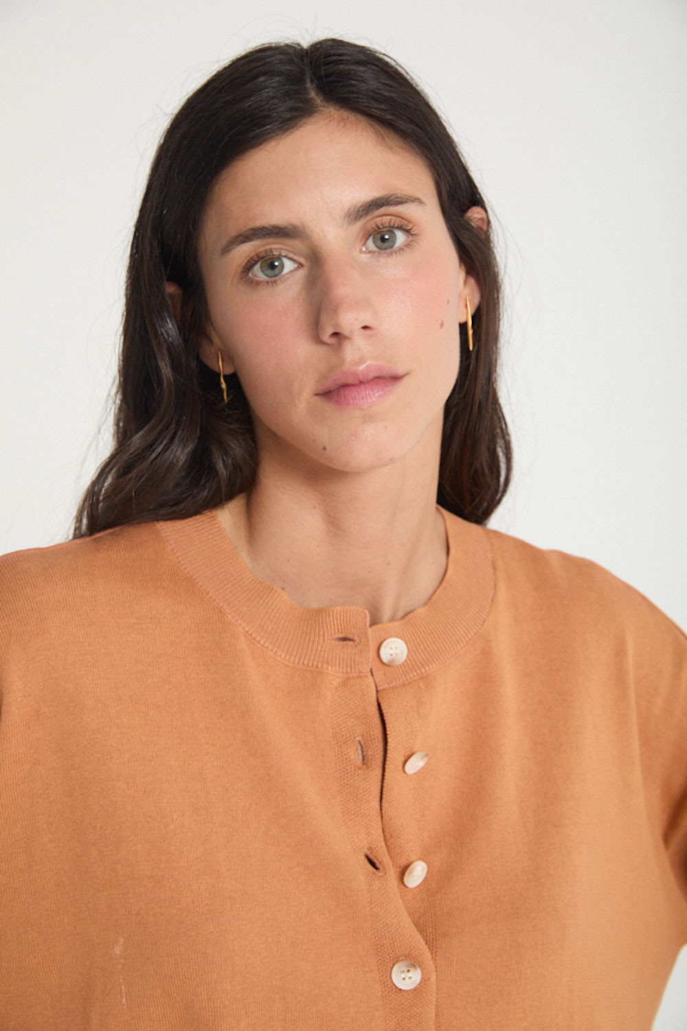 CARDIGAN CON BOTONES