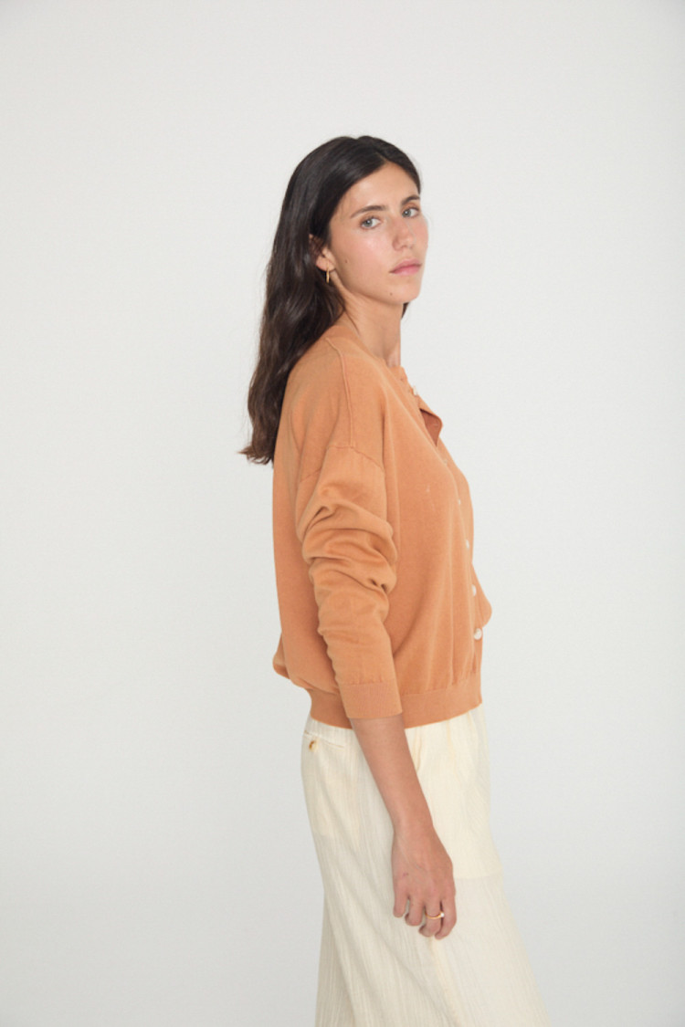 CARDIGAN CON BOTONES 2