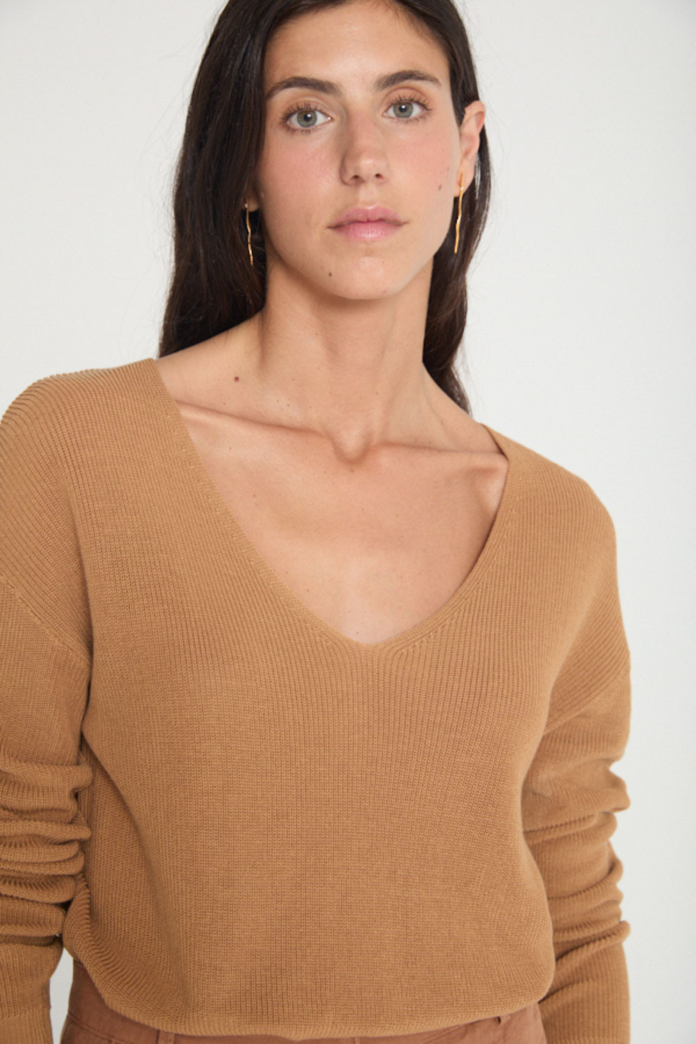 JERSEY CON ESCOTE  PICO